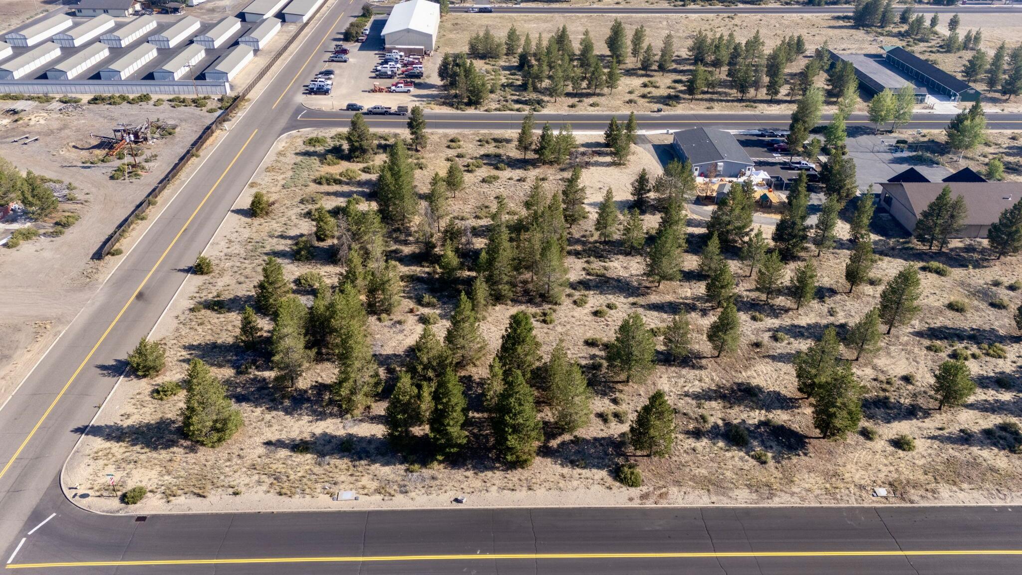 Newberry_Business_Pk - Commercial Sale