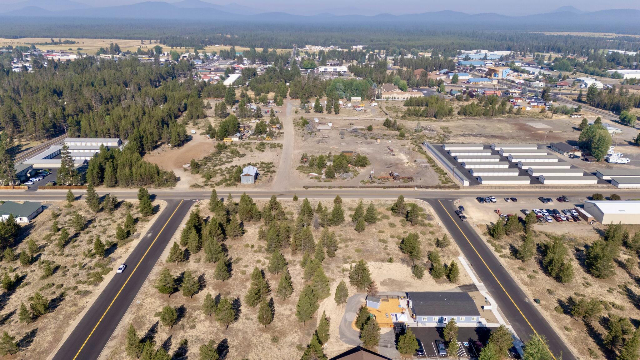 Newberry_Business_Pk - Commercial Sale