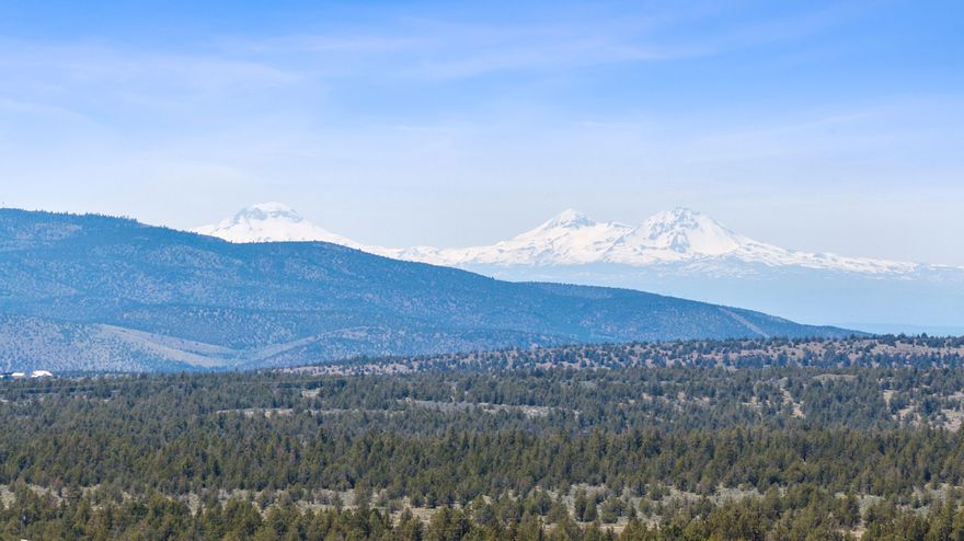 5 acre lot with stellar mountain views and has trees.  Power is to the lot line.  Has a road cut in to access the property.  Great development with no CC&R's or association fees.  Only about fifteen minutes to town.  Great place to build your home and enjoy the views!