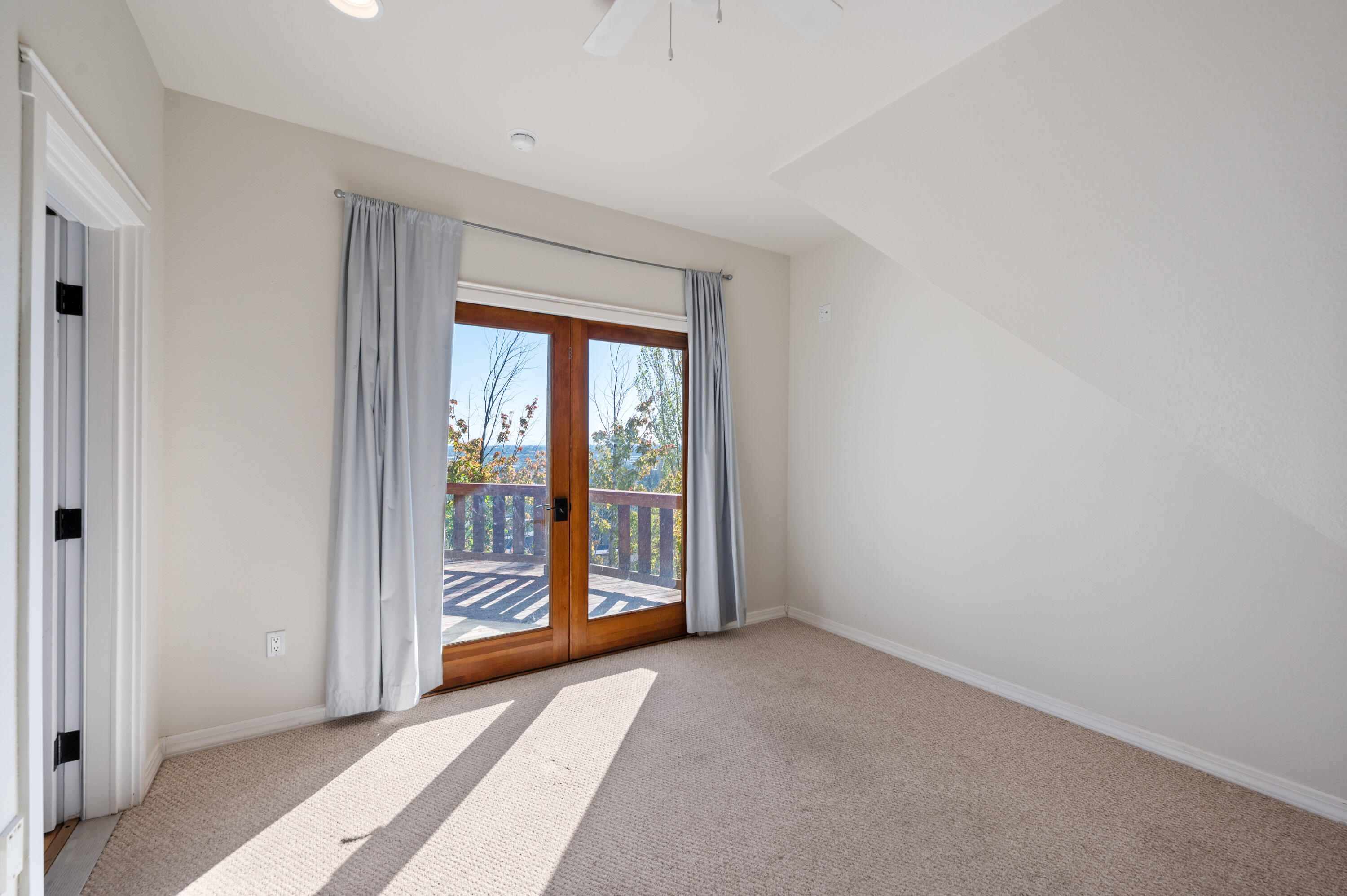 Golden Butte - Residential