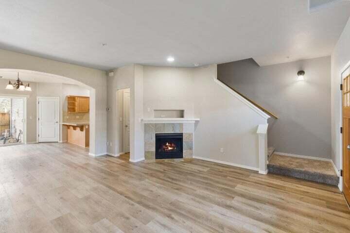 61707 Tulip Way