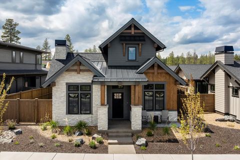 3162 NW Strickland Way Bend OR 97703