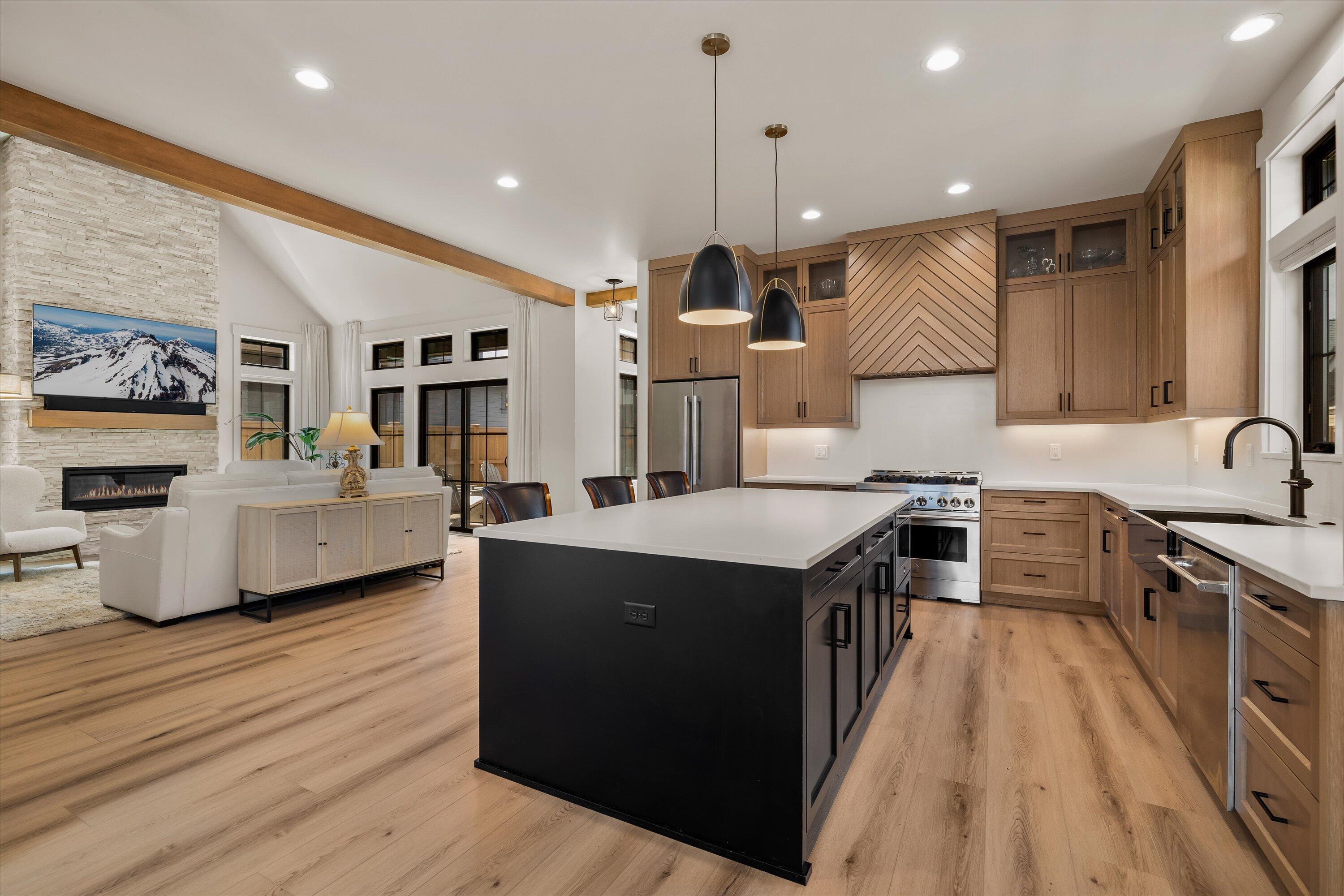 Discovery West Phase 4 - Residential