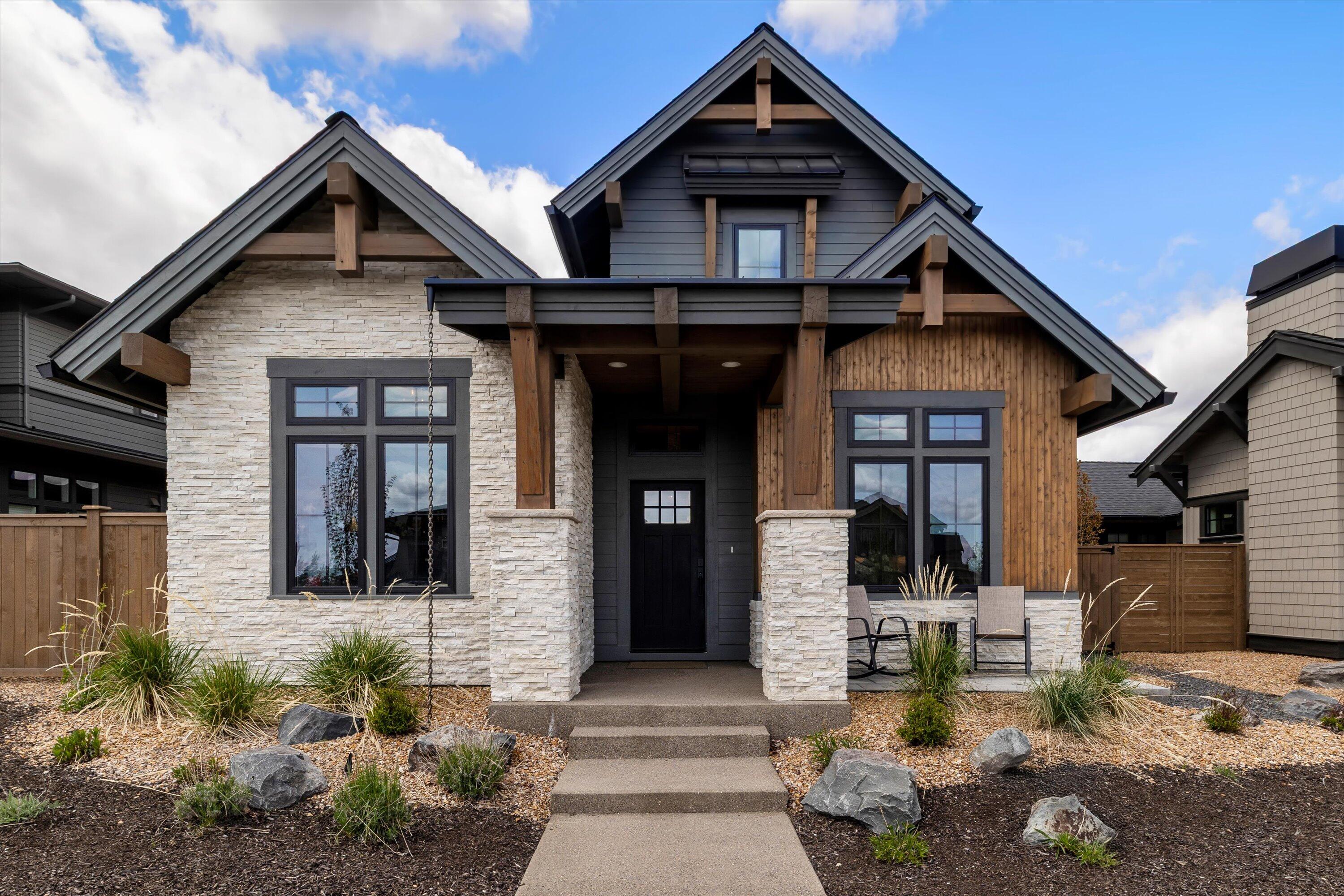 3162 NW Strickland Way