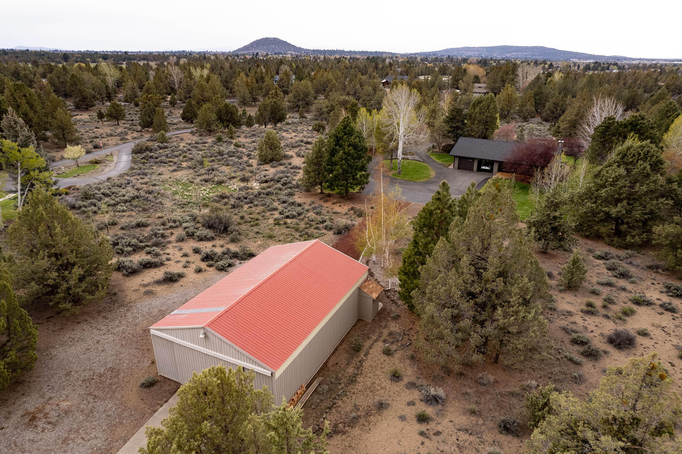 Los Serranos - Residential