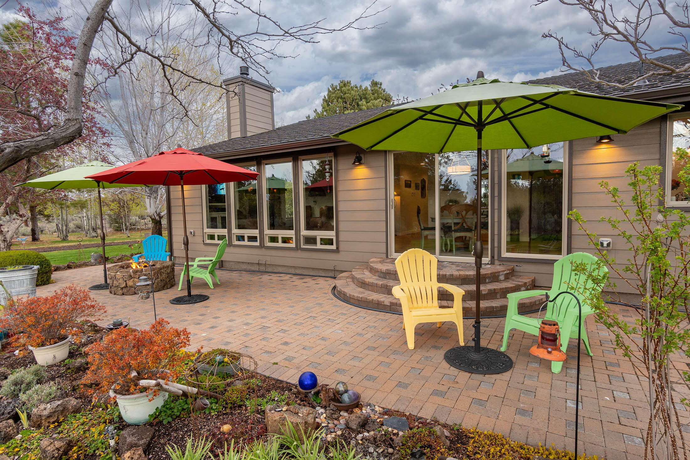 Los Serranos - Residential