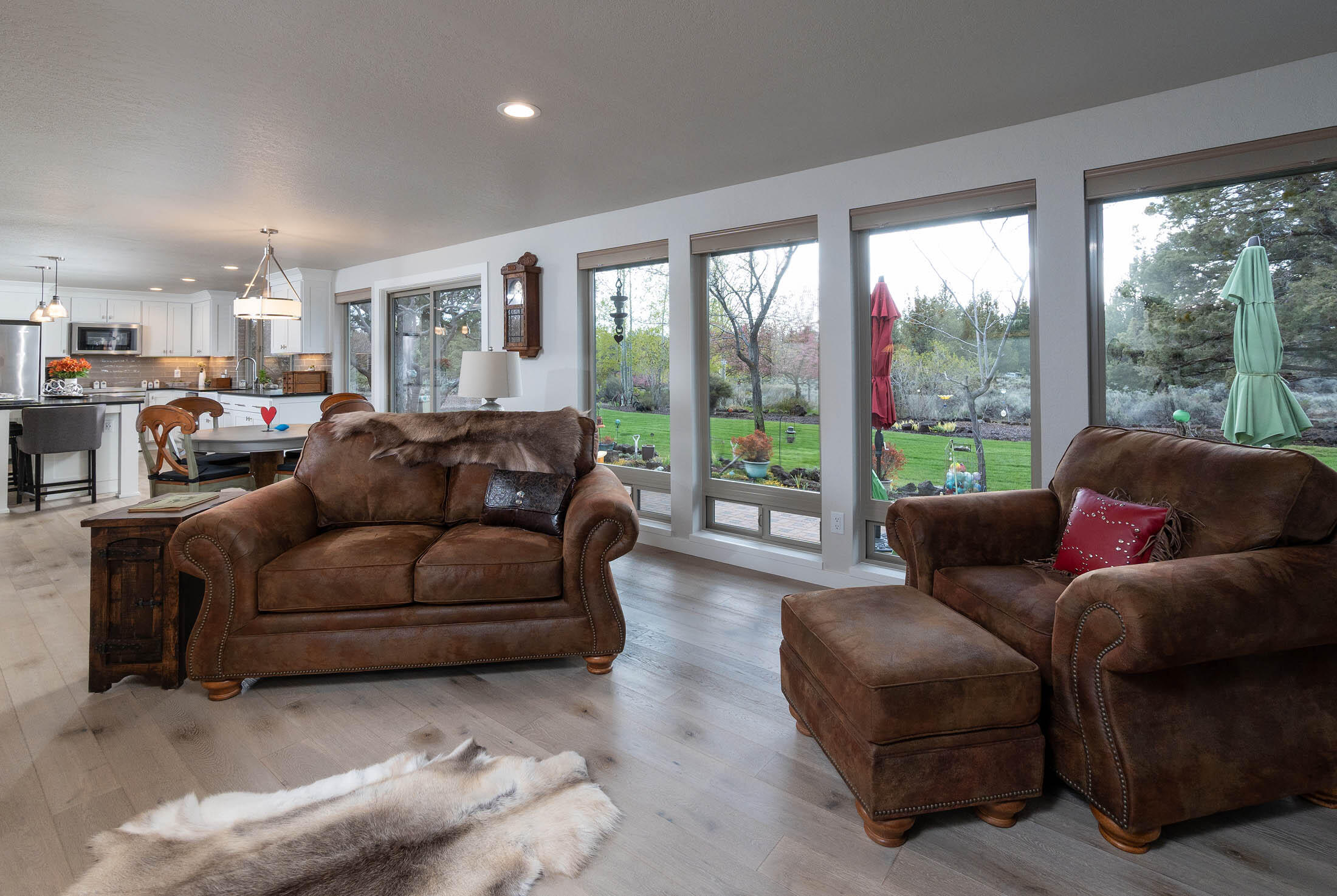 Los Serranos - Residential