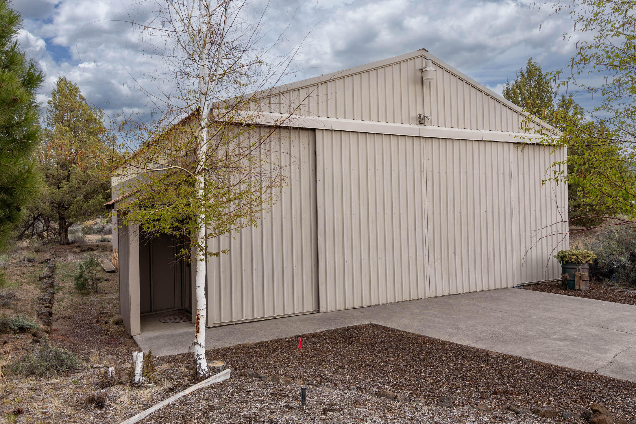 Los Serranos - Residential