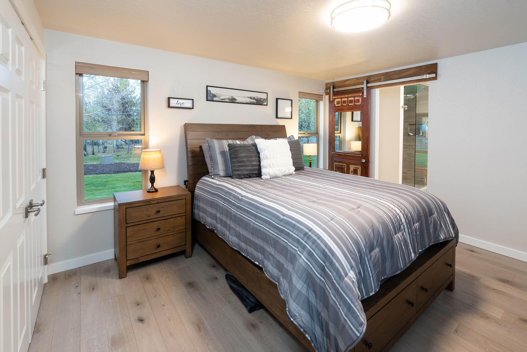 Los Serranos - Residential