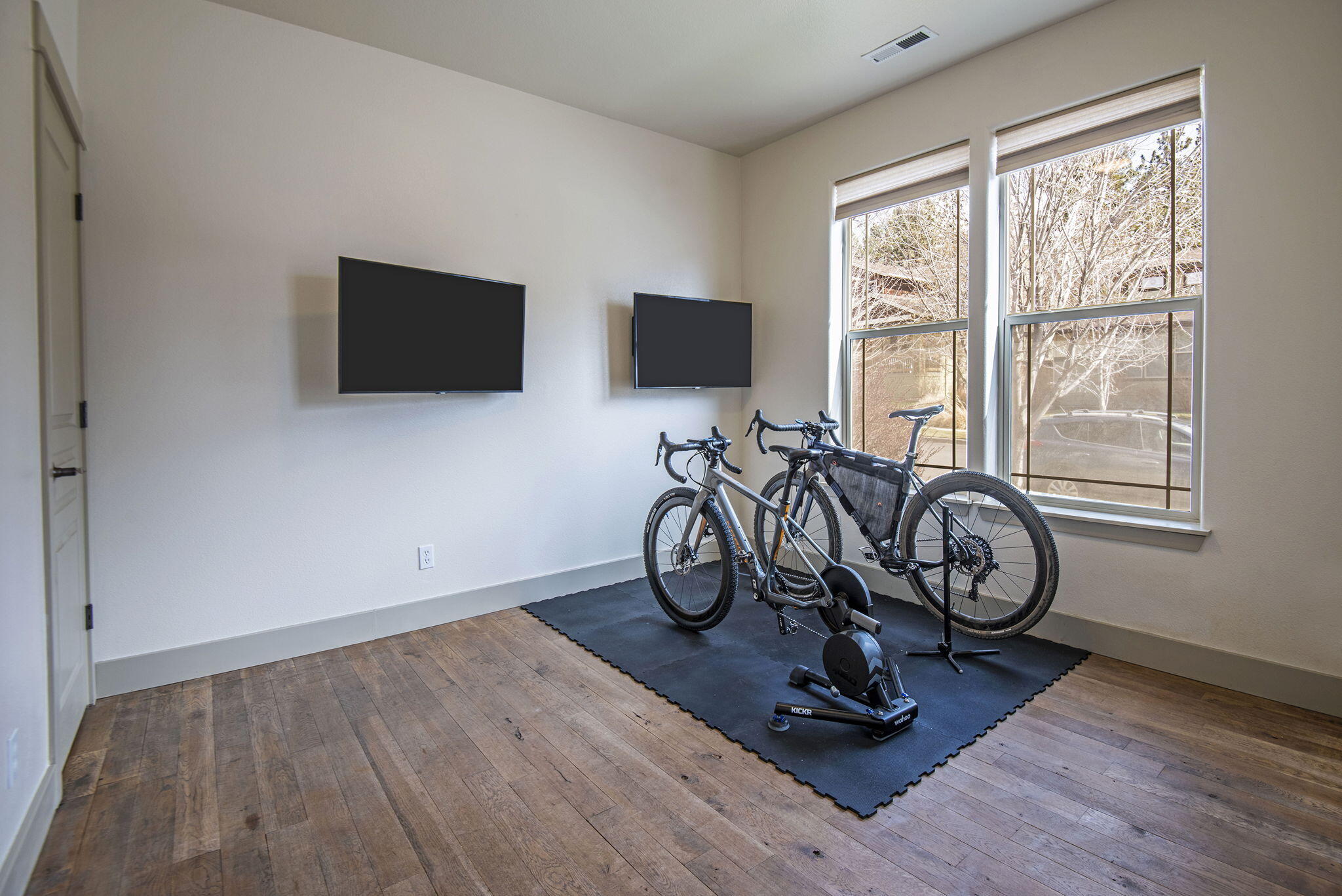 Skyliner Summit - Residential