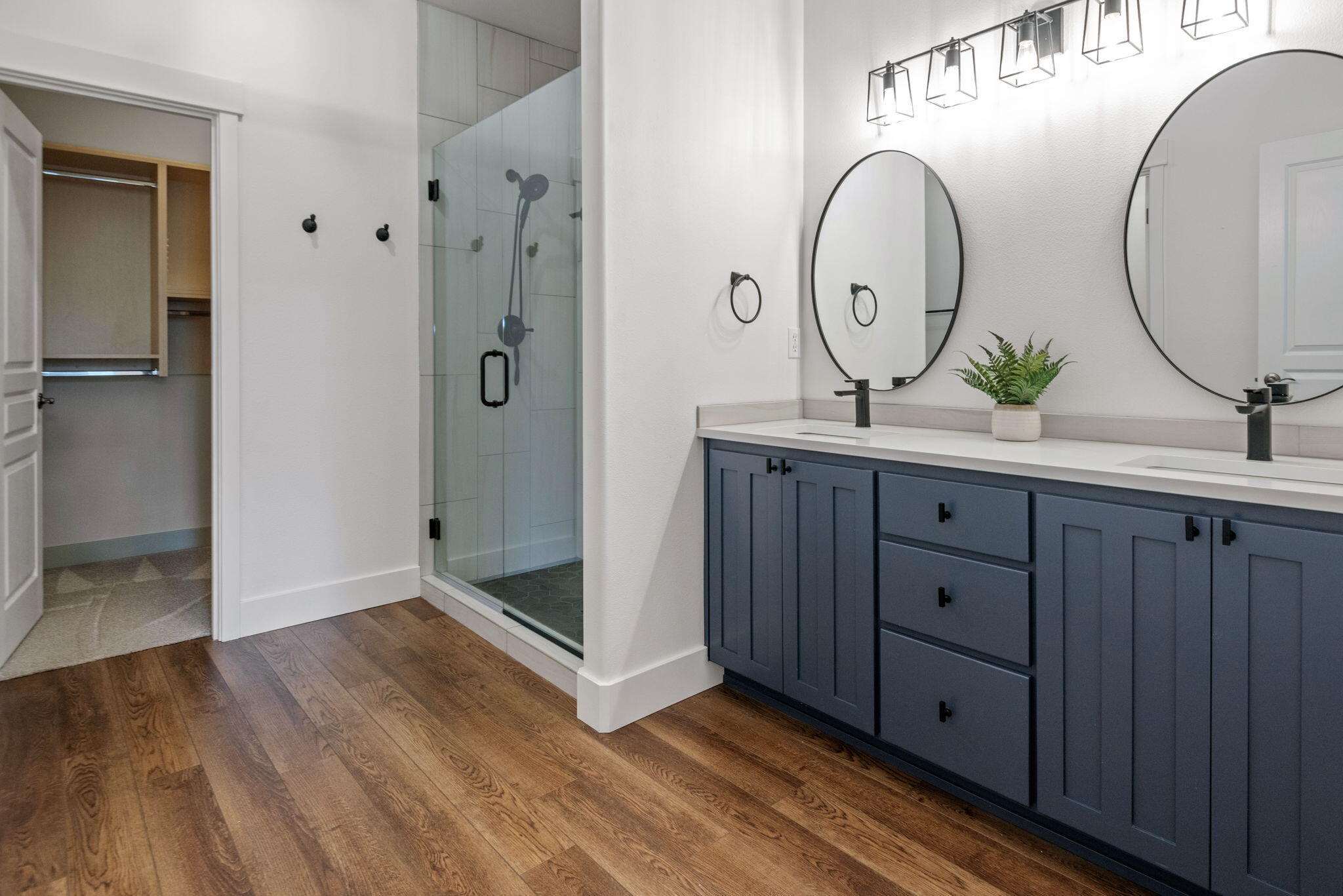 Skyliner Summit - Residential