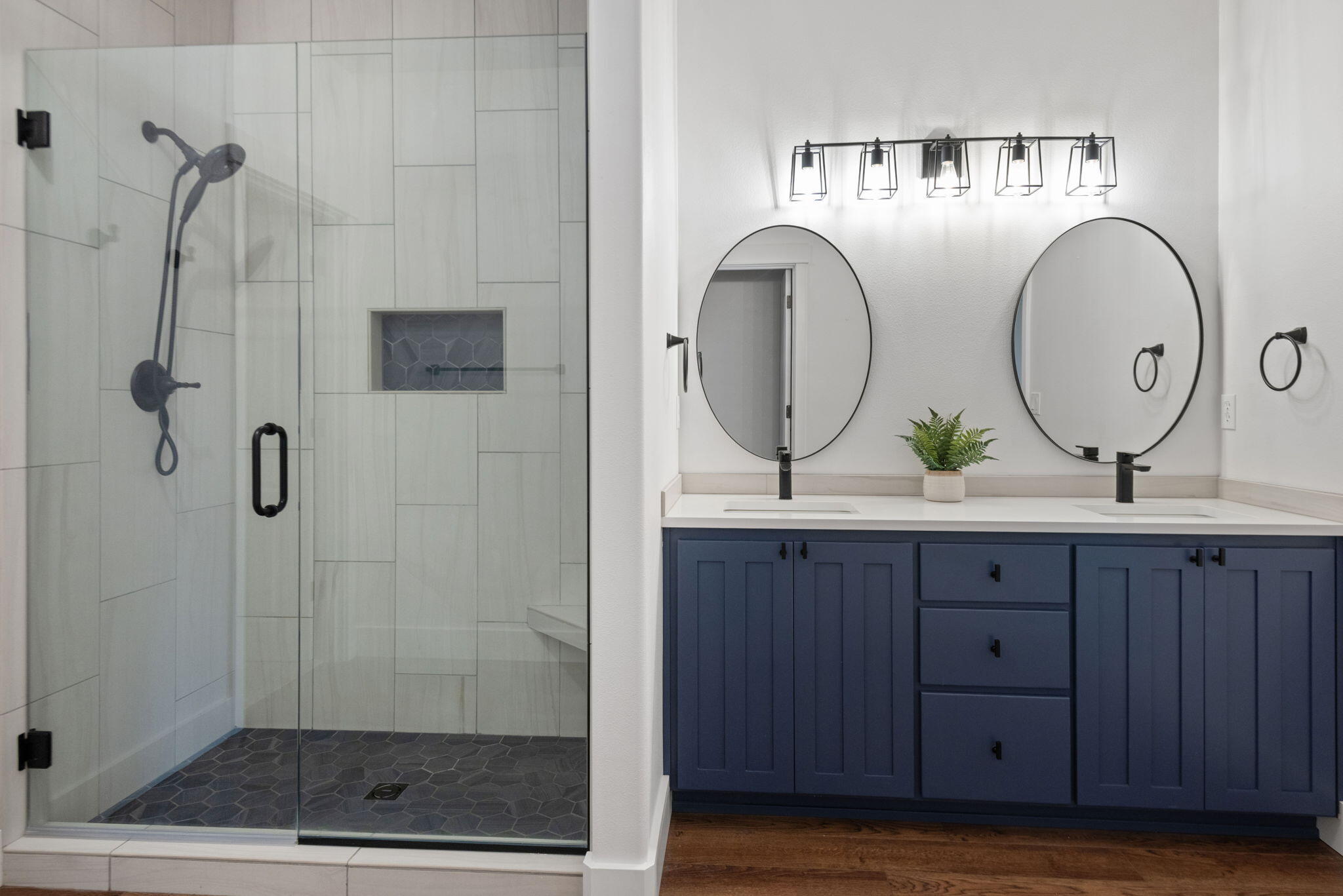 Skyliner Summit - Residential