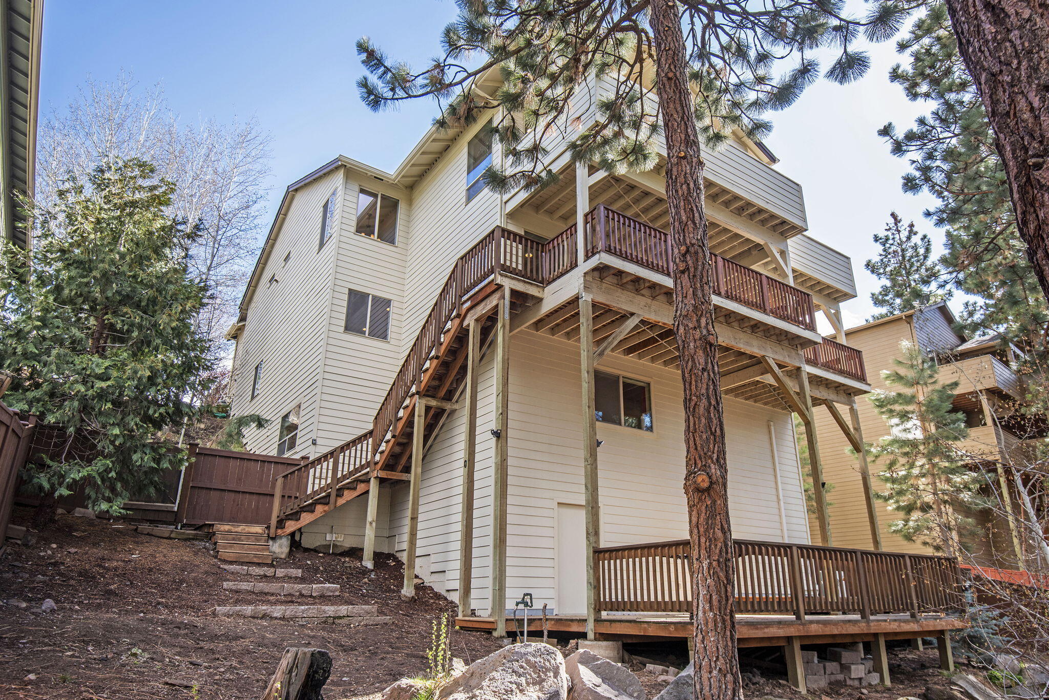 Skyliner Summit - Residential