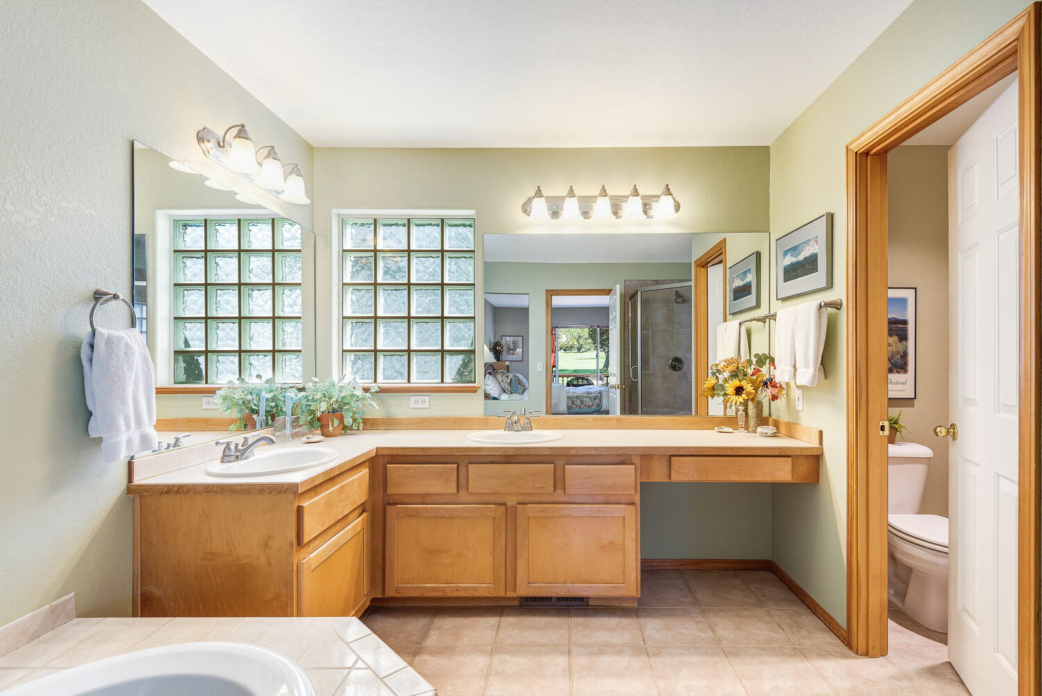 Eagle Crest - Residential