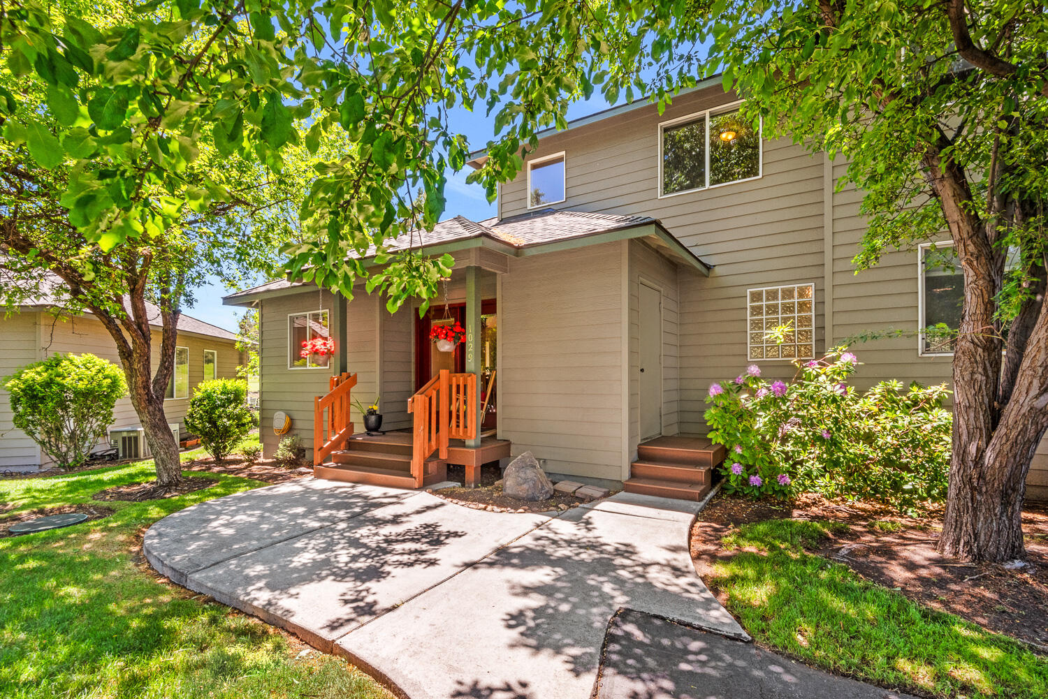 Eagle Crest - Residential