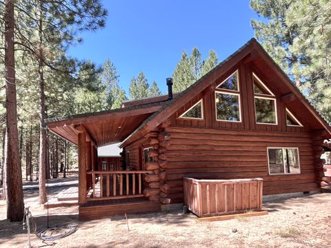 Tiny photo for 14177 Whitewater Loop, La Pine, OR 97739 (MLS # 220208171)