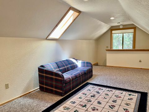 Tiny photo for 14177 Whitewater Loop, La Pine, OR 97739 (MLS # 220208171)