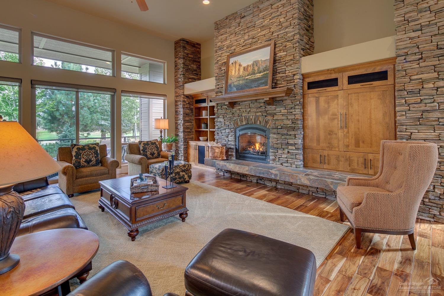 Eagle Crest - Residential