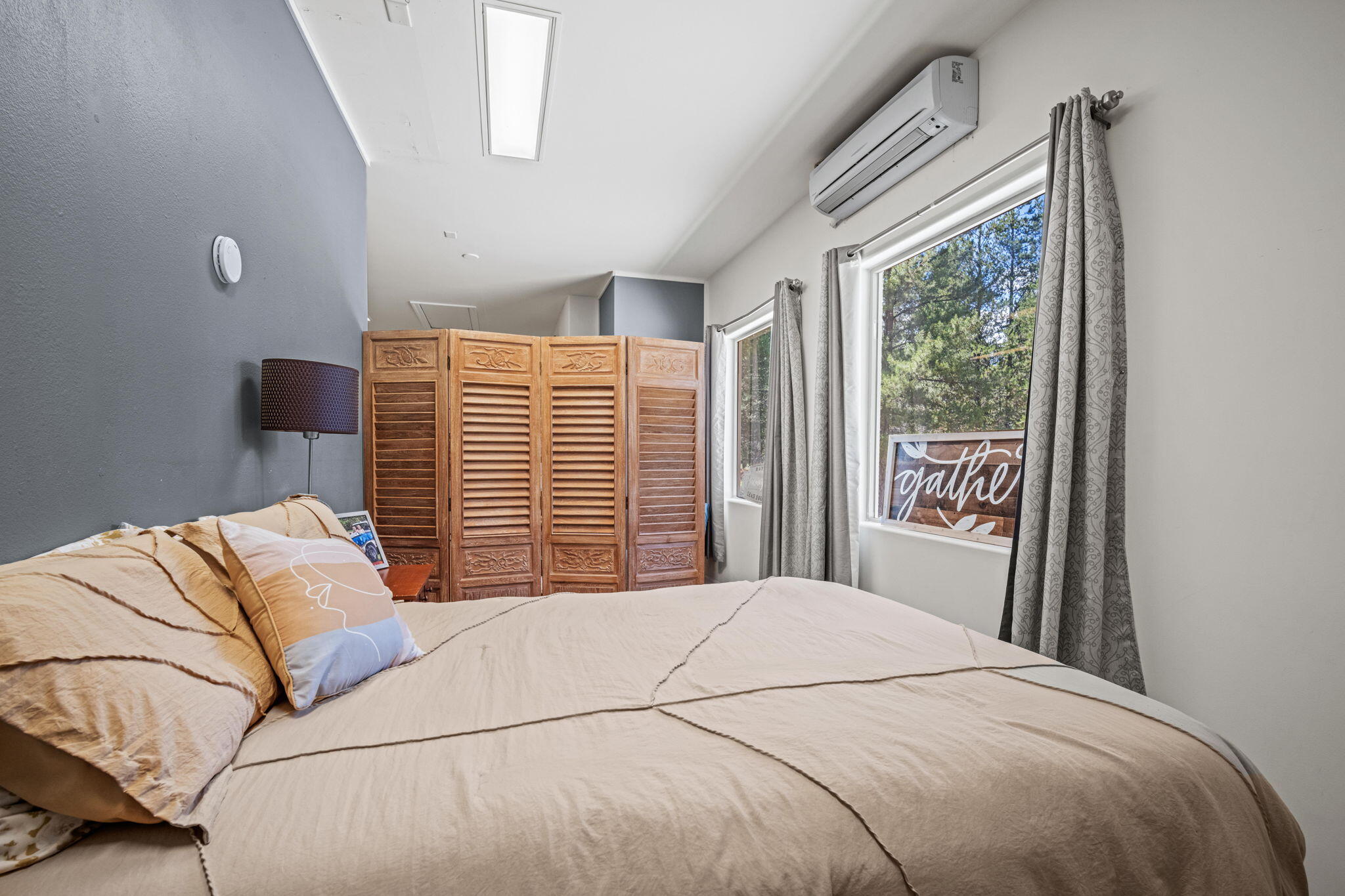 Pinewood Country Est - Residential