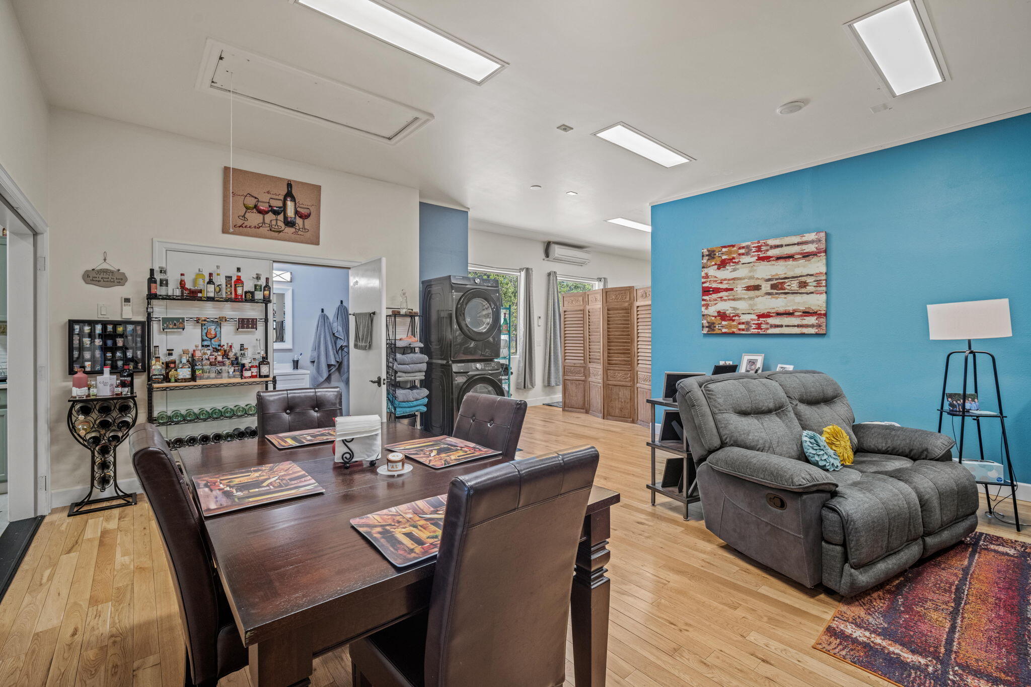 Pinewood Country Est - Residential