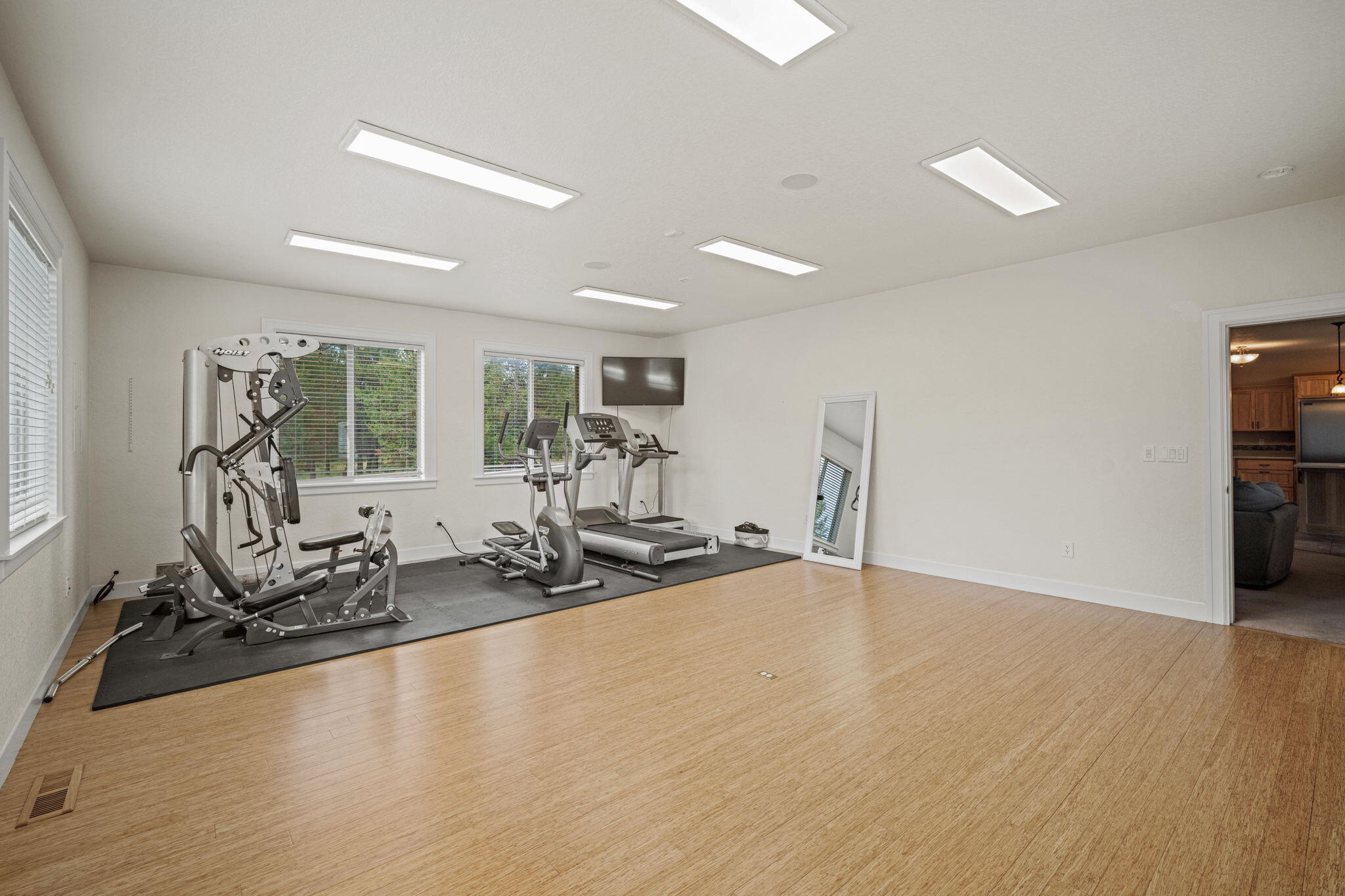 Pinewood Country Est - Residential