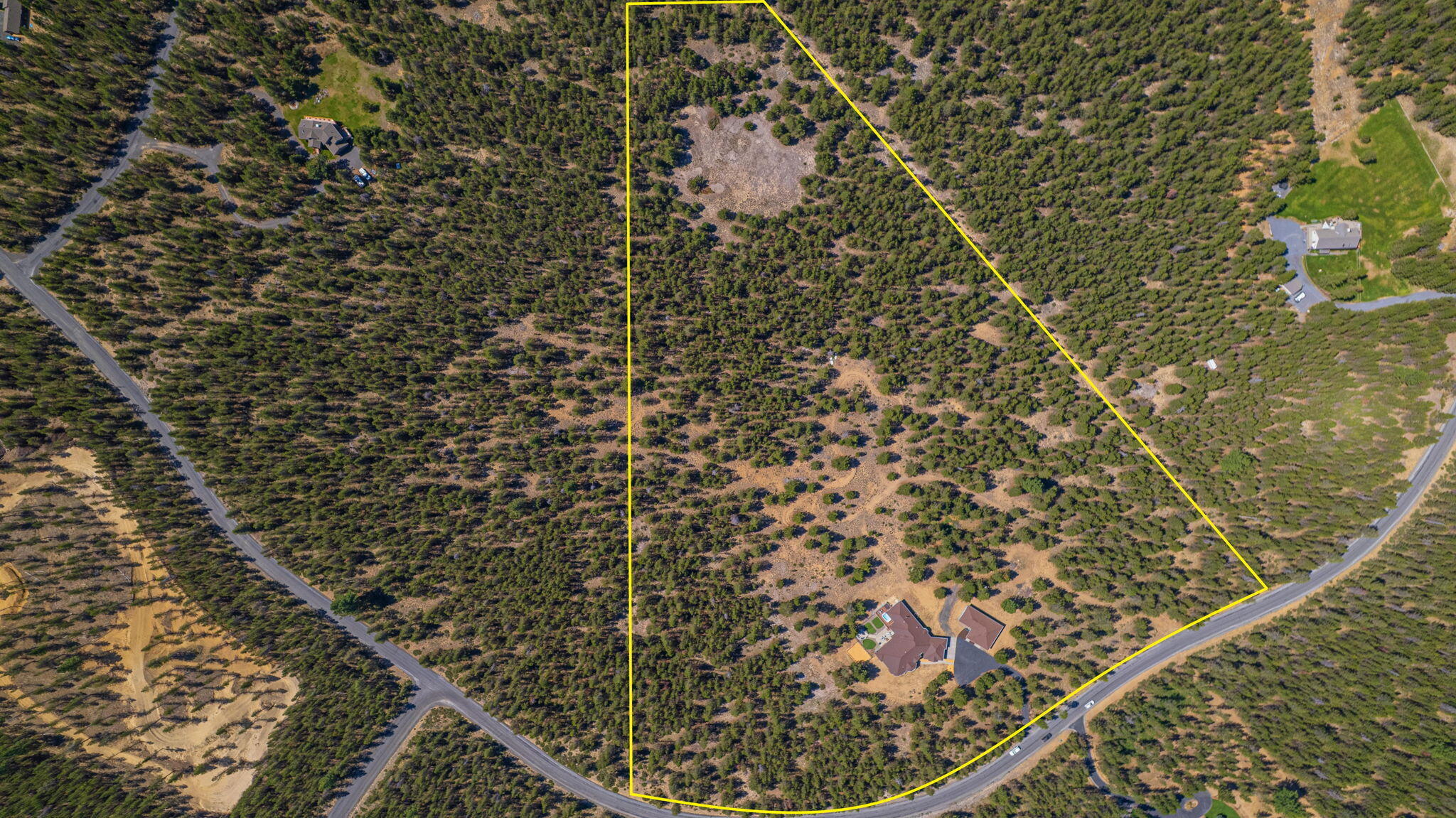 Pinewood Country Est - Residential