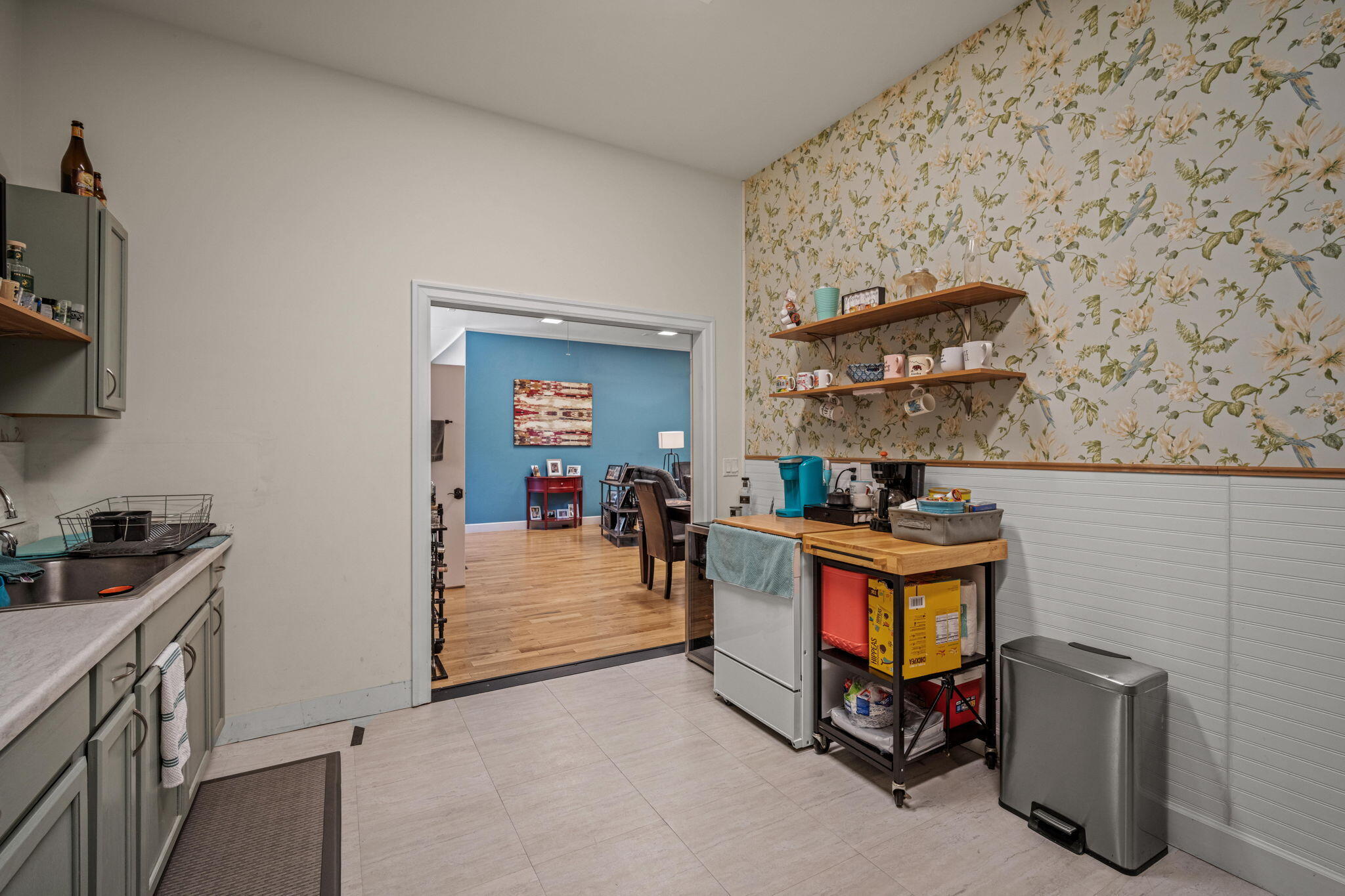 Pinewood Country Est - Residential