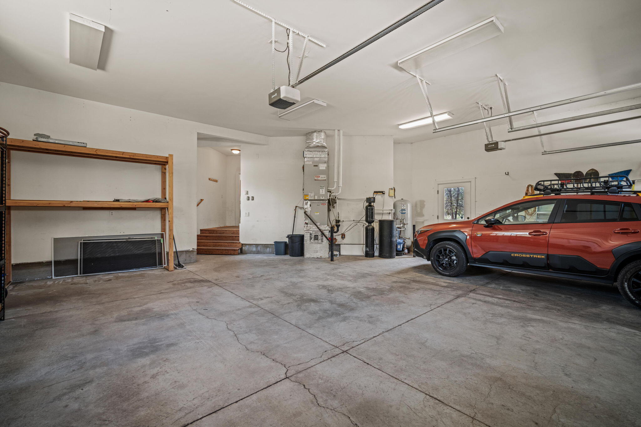 Pinewood Country Est - Residential