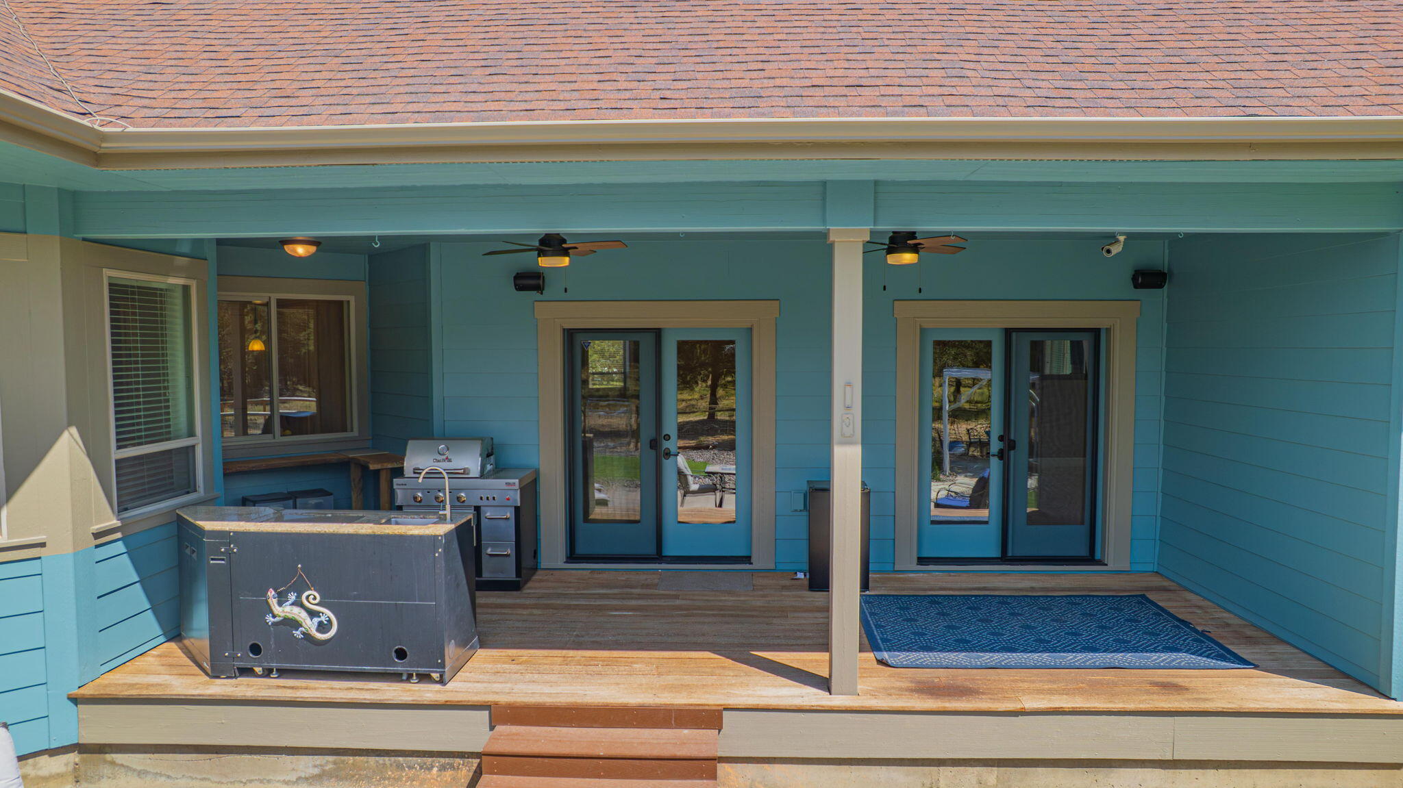 Pinewood Country Est - Residential