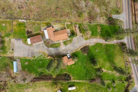 Tiny photo for 7511 Hugo Road, Grants Pass, OR 97526 (MLS # 220216901)