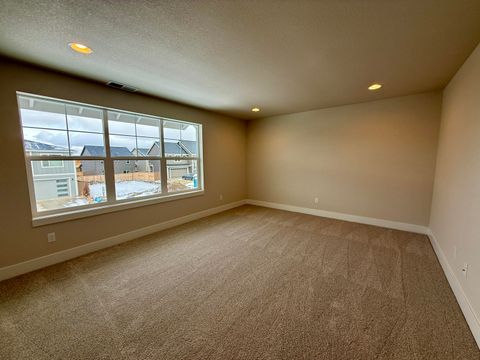 Tiny photo for 21416 SE Krakatoa Court #Lot 102, Bend, OR 97702 (MLS # 220215617)