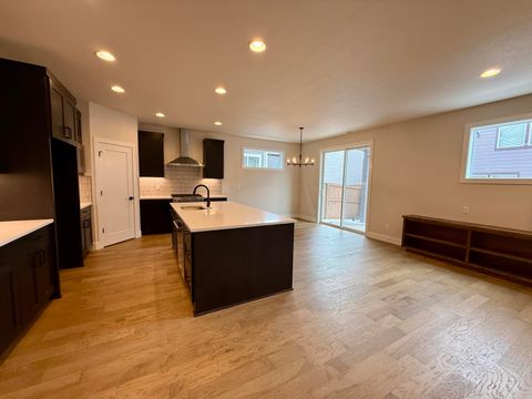 Tiny photo for 21416 SE Krakatoa Court #Lot 102, Bend, OR 97702 (MLS # 220215617)