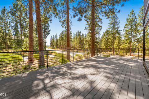 Tiny photo for 19450 Bainbridge Court, Bend, OR 97702 (MLS # 220224480)