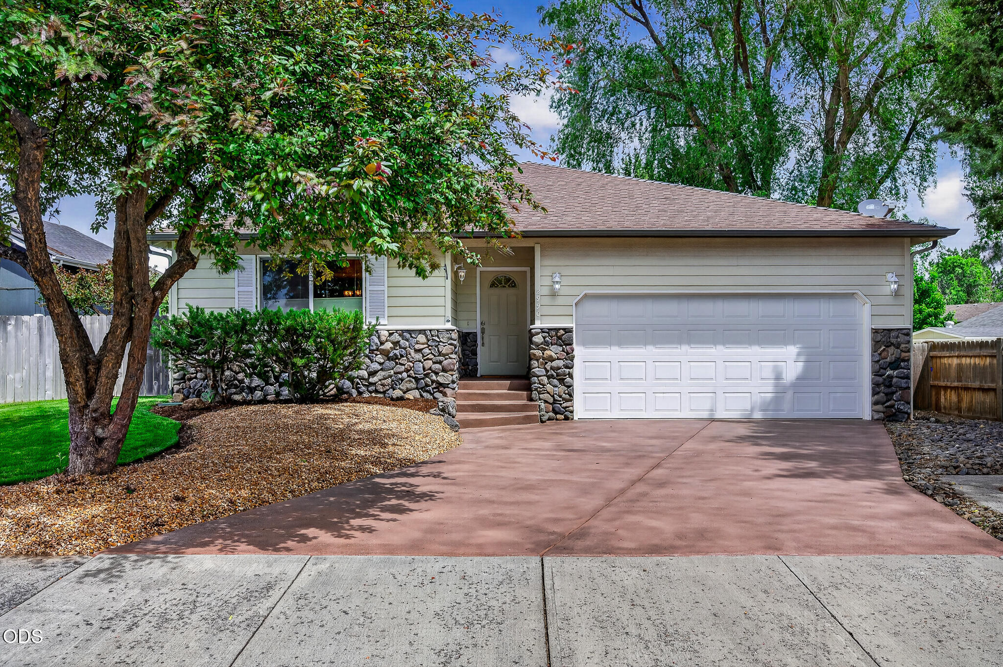 2990 NE Wells Acres Road