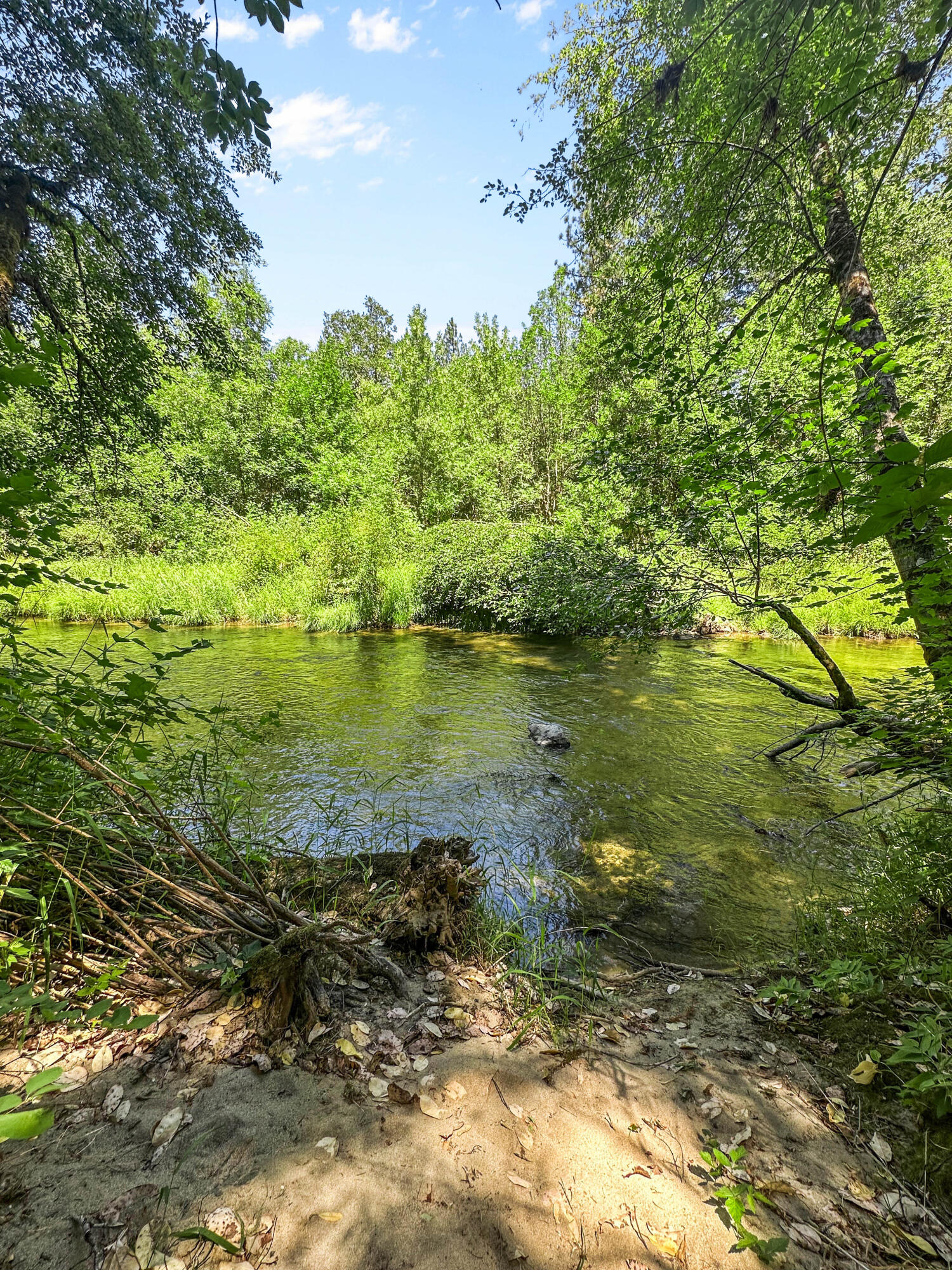 Glendale, Tow NOf Julia - Land