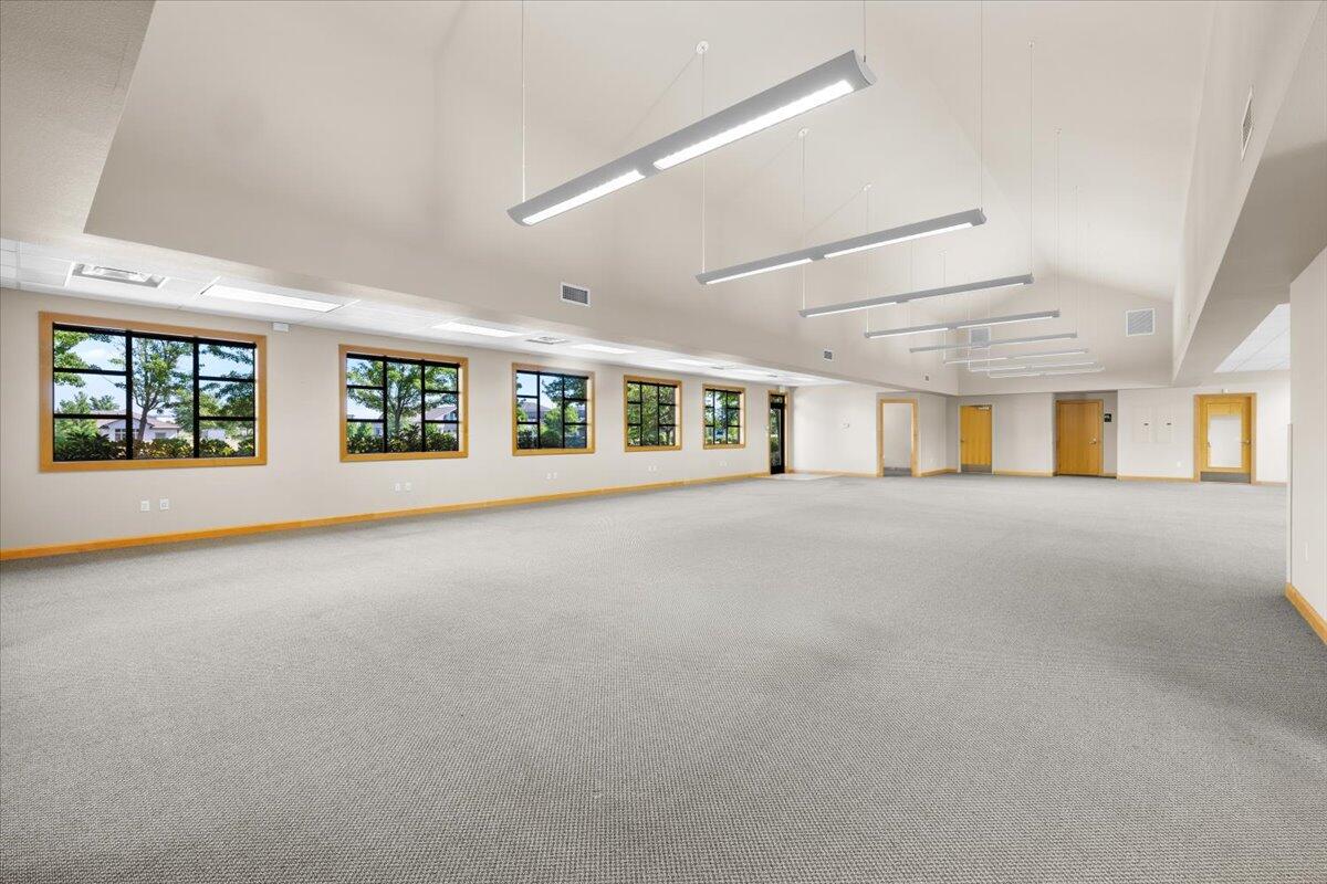 Navigators Landing - Commercial Lease