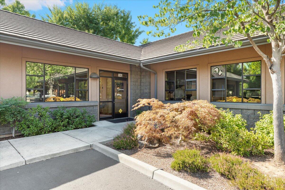 Navigators Landing - Commercial Lease