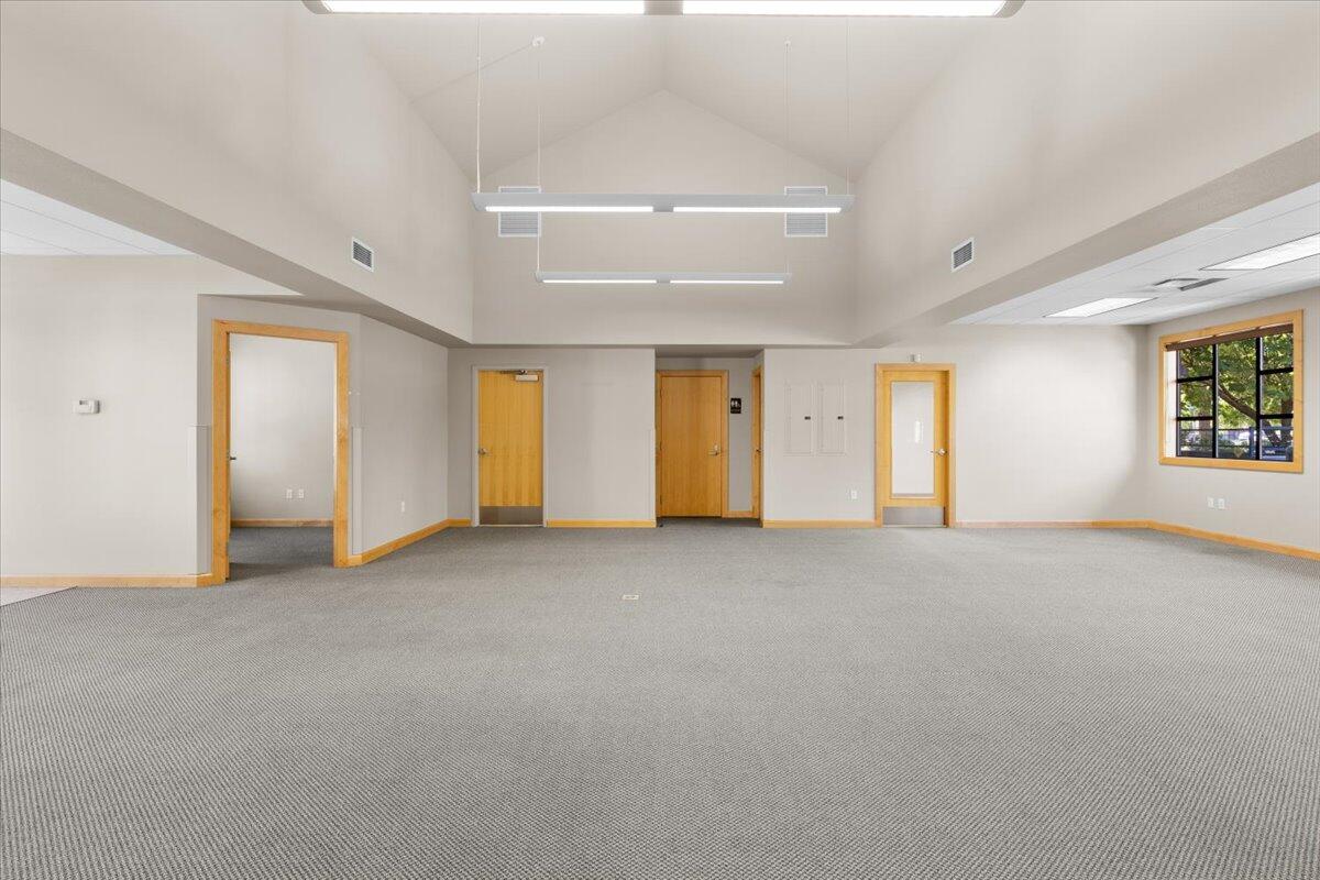 Navigators Landing - Commercial Lease