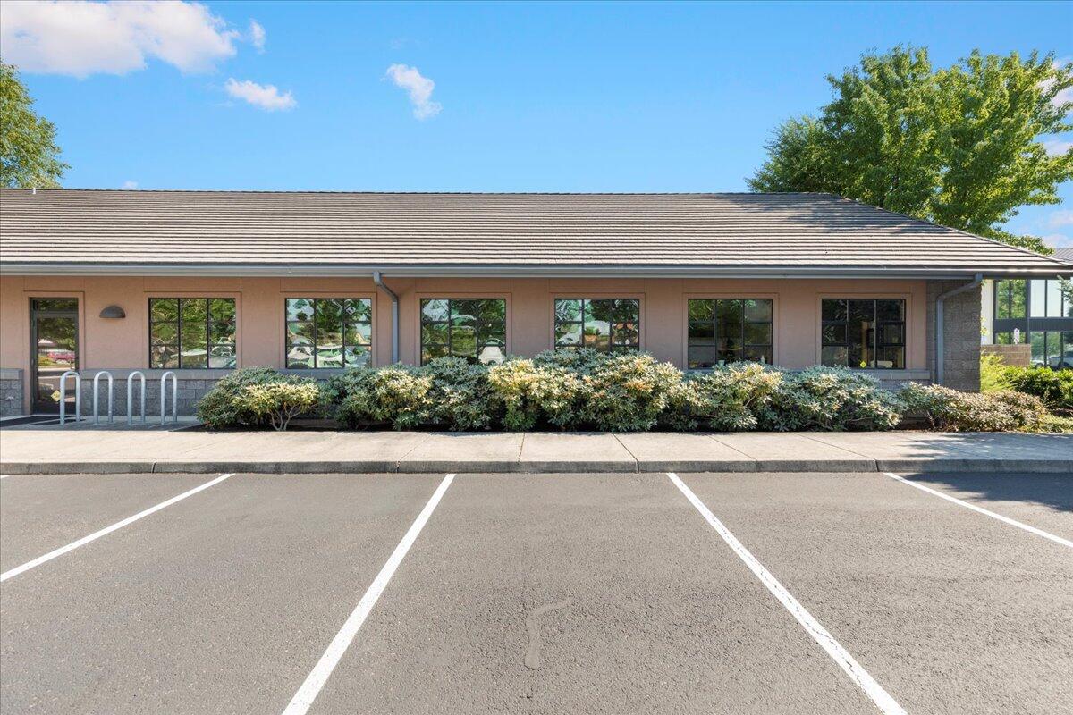 Navigators Landing - Commercial Lease