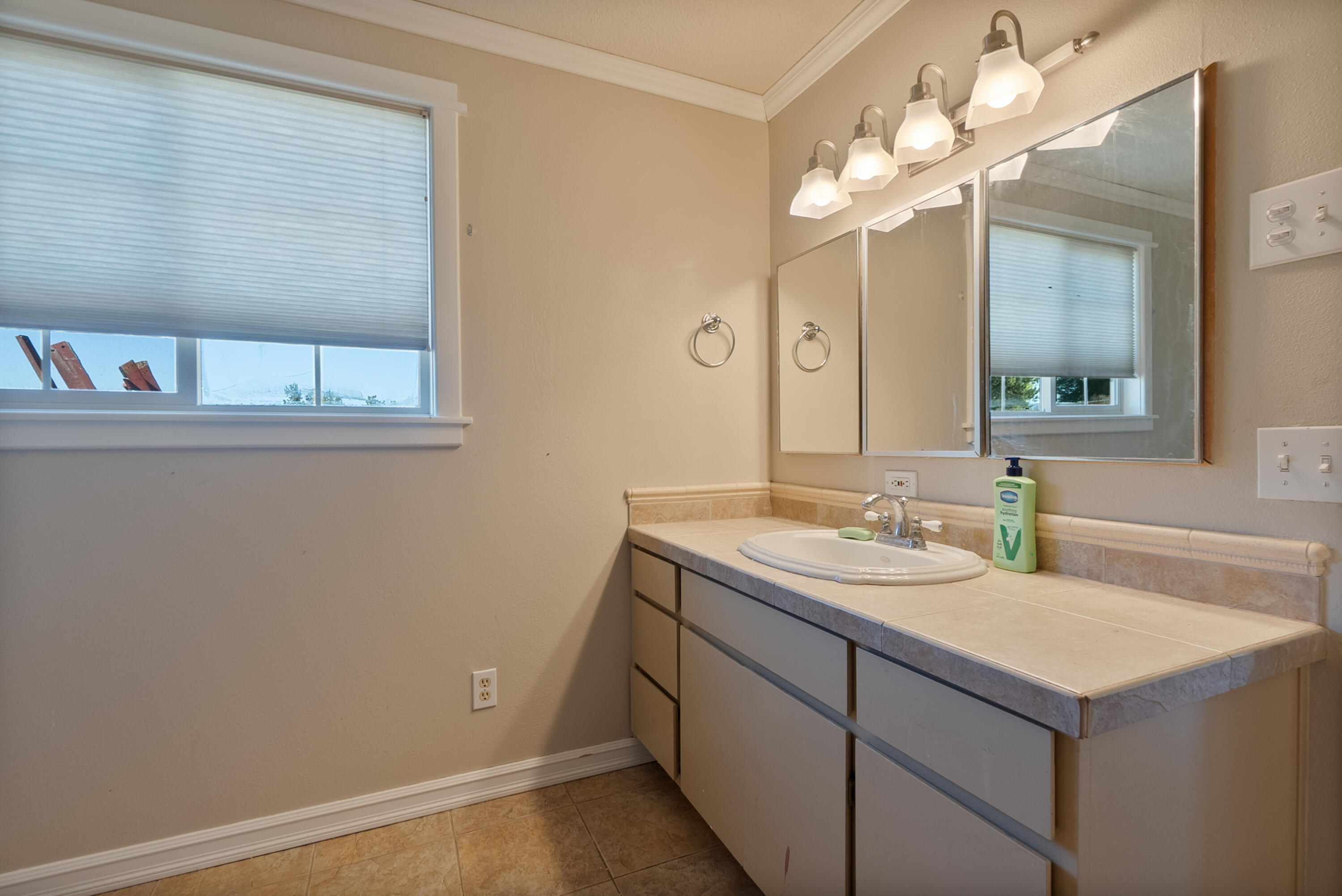 West Hills - Residential