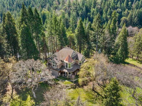Tiny photo for 9530 S F Little Butte Road, Eagle Point, OR 97524 (MLS # 220225915)