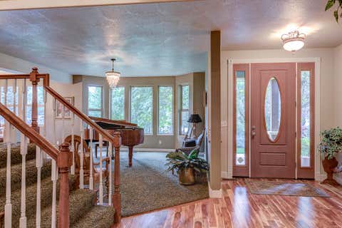 Tiny photo for 9530 S F Little Butte Road, Eagle Point, OR 97524 (MLS # 220225915)