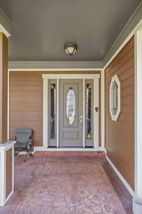 Tiny photo for 9530 S F Little Butte Road, Eagle Point, OR 97524 (MLS # 220225915)