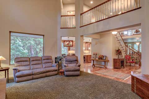 Tiny photo for 9530 S F Little Butte Road, Eagle Point, OR 97524 (MLS # 220225915)