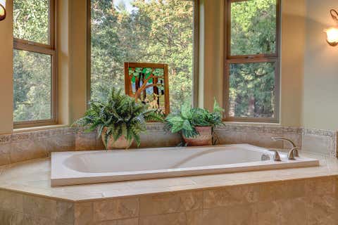 Tiny photo for 9530 S F Little Butte Road, Eagle Point, OR 97524 (MLS # 220225915)