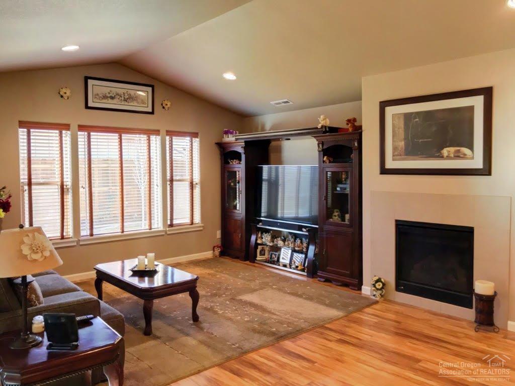 Julina Park - Residential