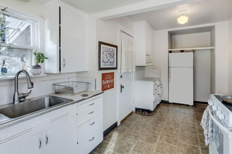 Tiny photo for 1605 NW 1st Street, Bend, OR 97703 (MLS # 220215684)