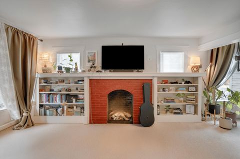 Tiny photo for 1605 NW 1st Street, Bend, OR 97703 (MLS # 220215684)