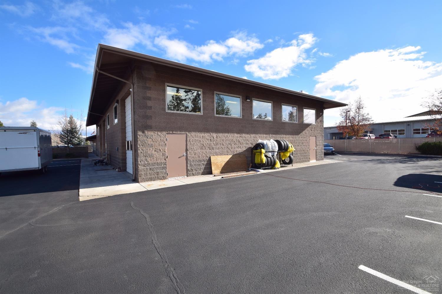 CLAB - Commercial Sale