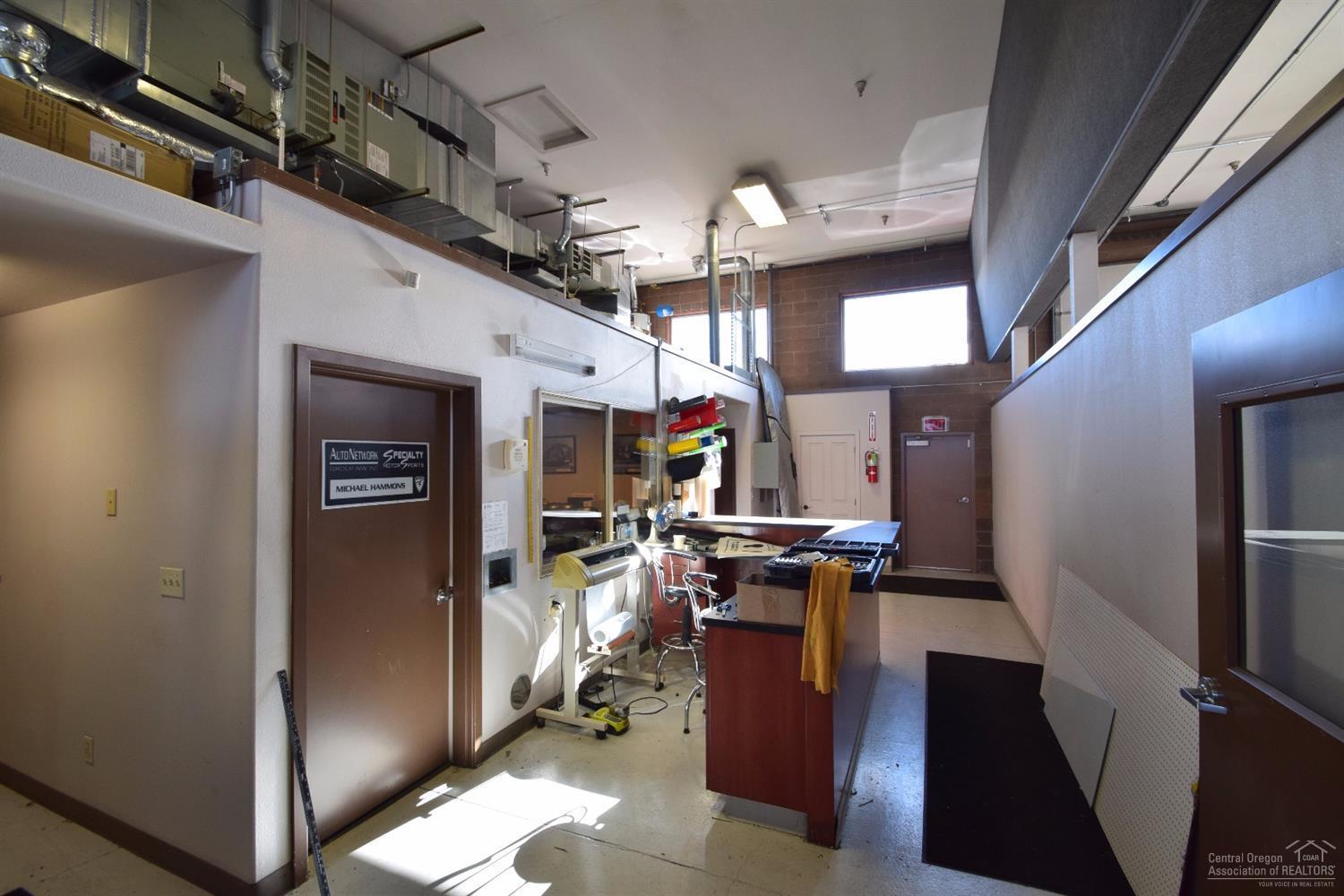 CLAB - Commercial Sale